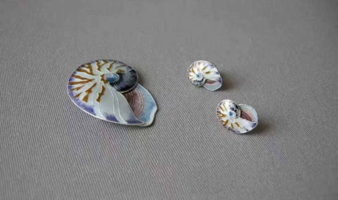 Enamel shell brooch & earrings