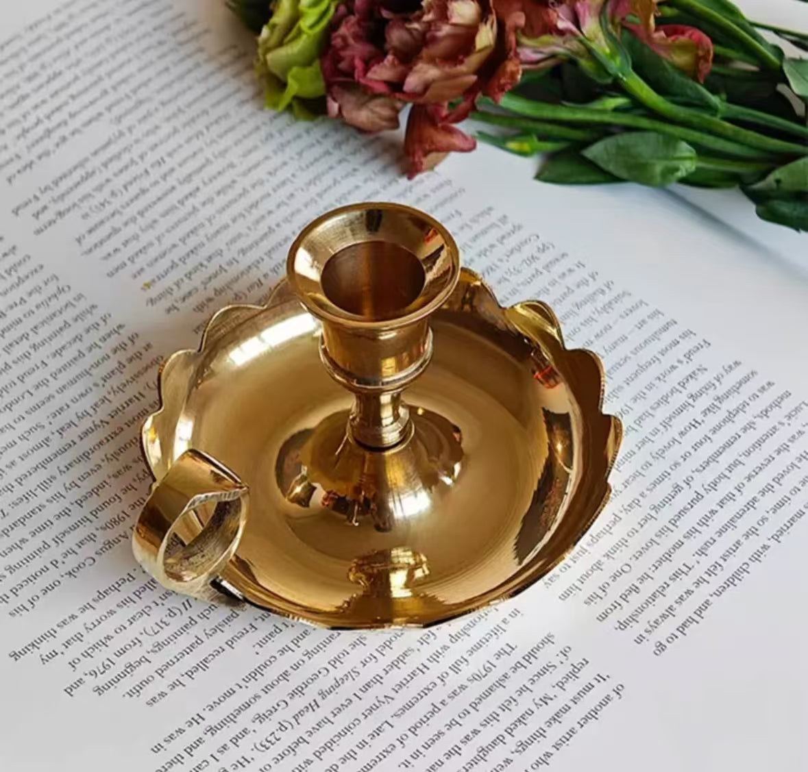 Simple handheld-Brass vintage candle holder