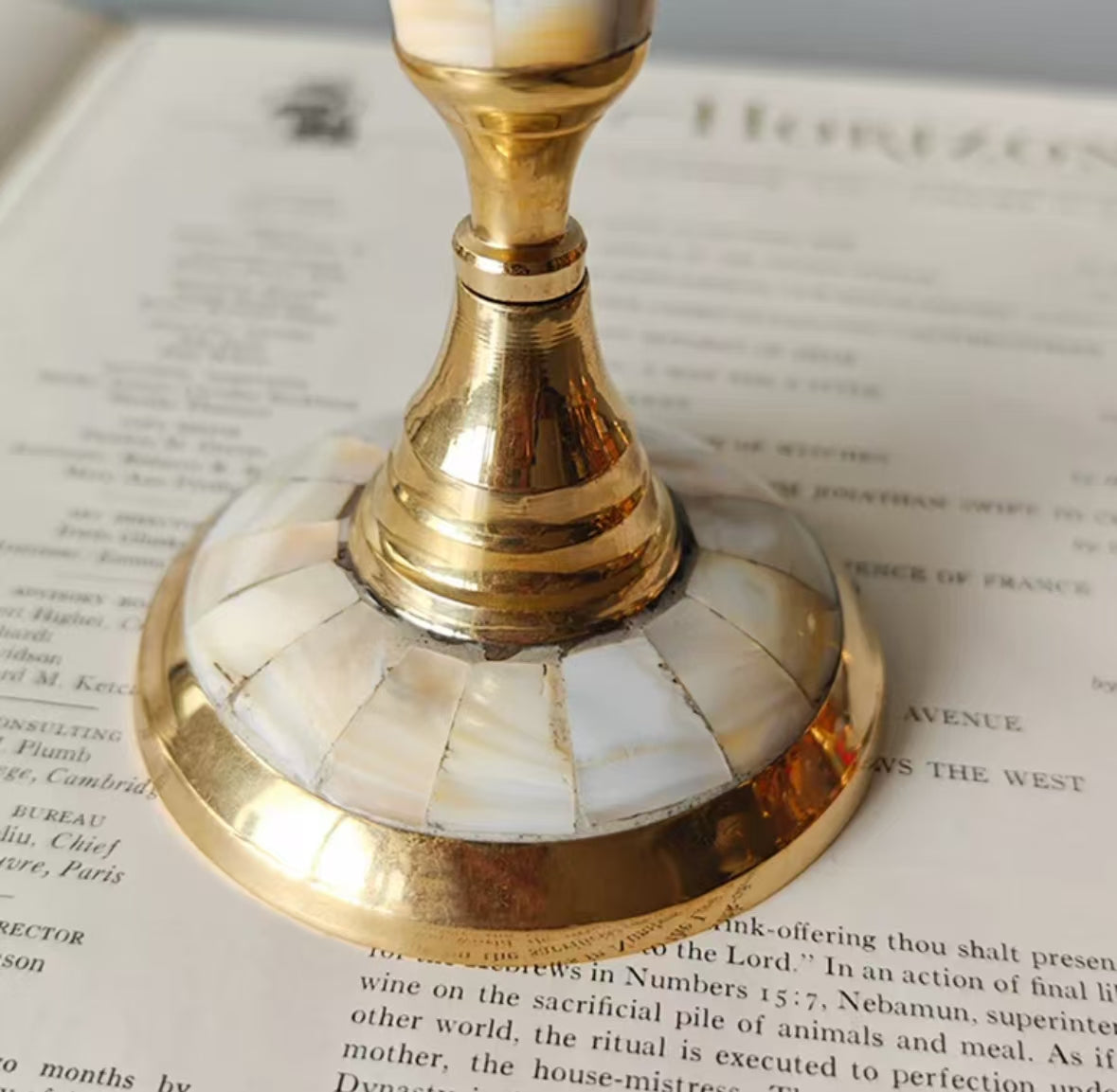 Simple Shape-Brass inlaid shell vintage candle holder